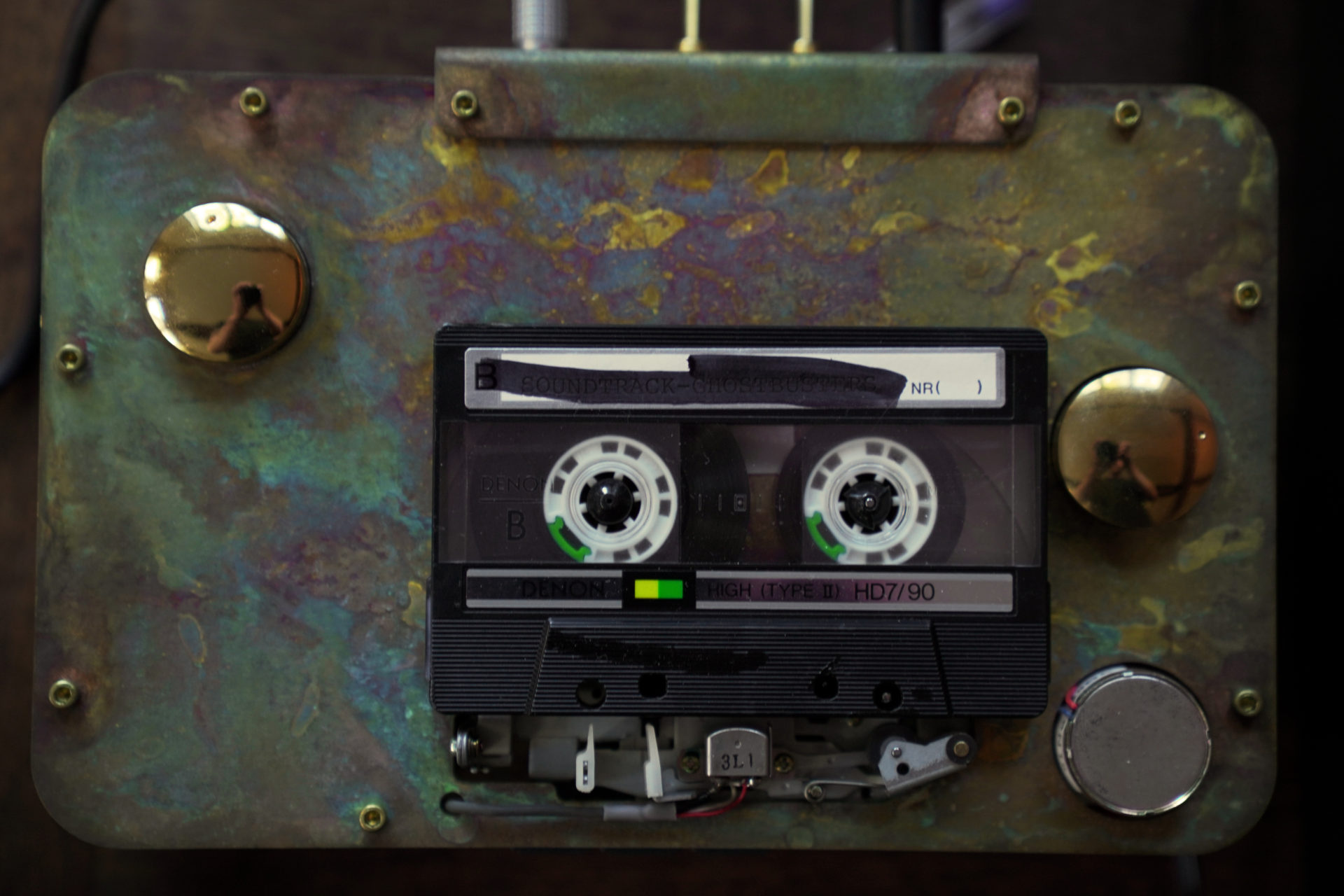 Watch Robot Koch find musical inspiration and finish tracks with ...