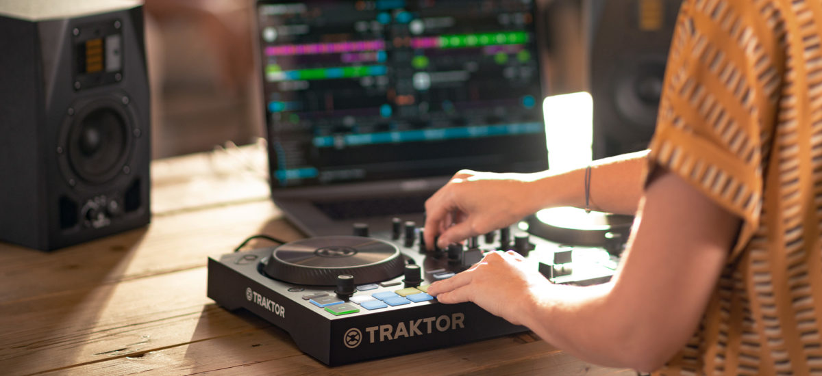 How to put together your first DJ set
