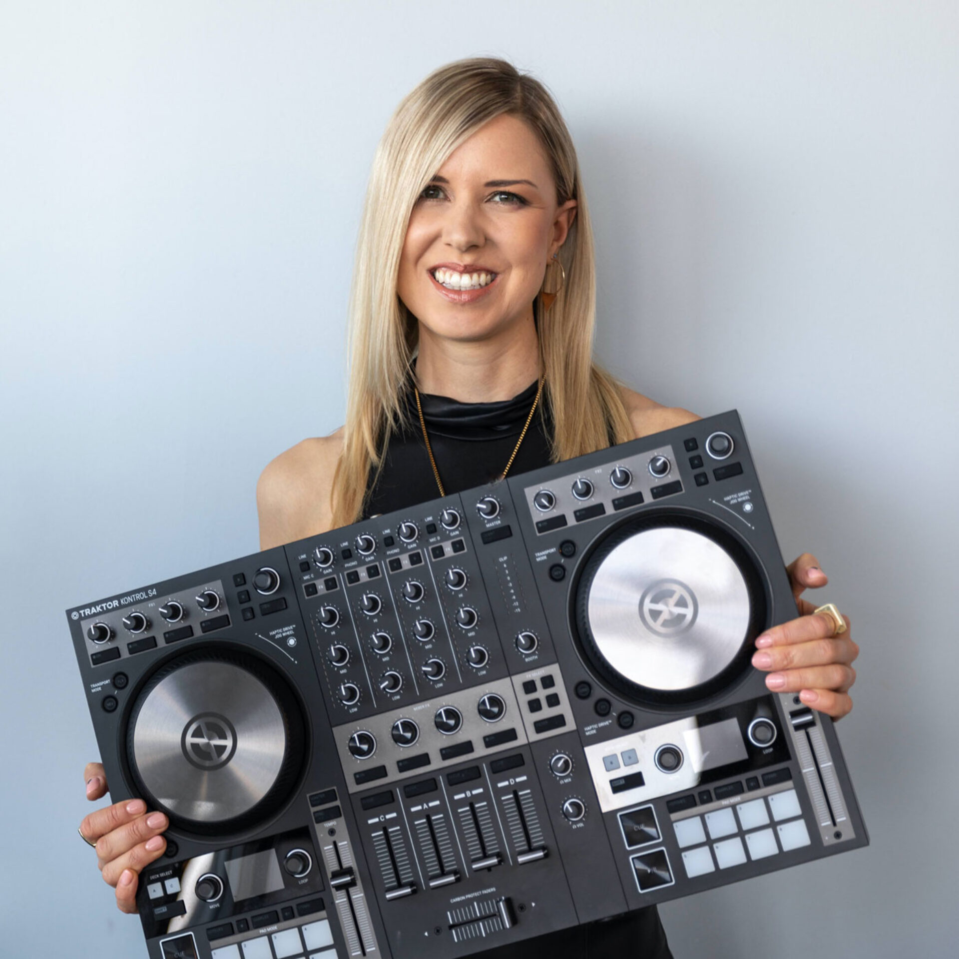 How to a DJ the ultimate guide Native Instruments Blog