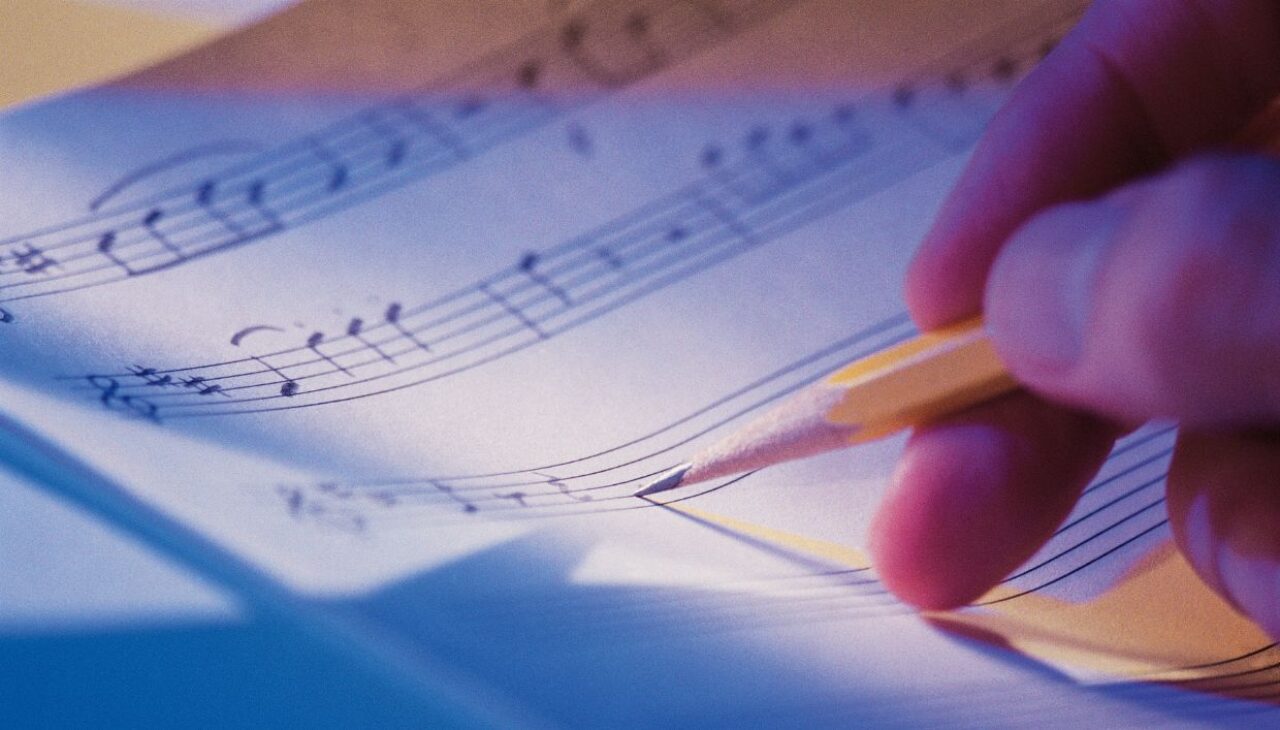 Song Structure 101: The Basics Every Songwriter Should Know | Native ...