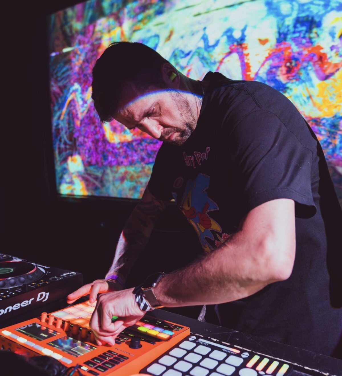 Mux Mool Machine live