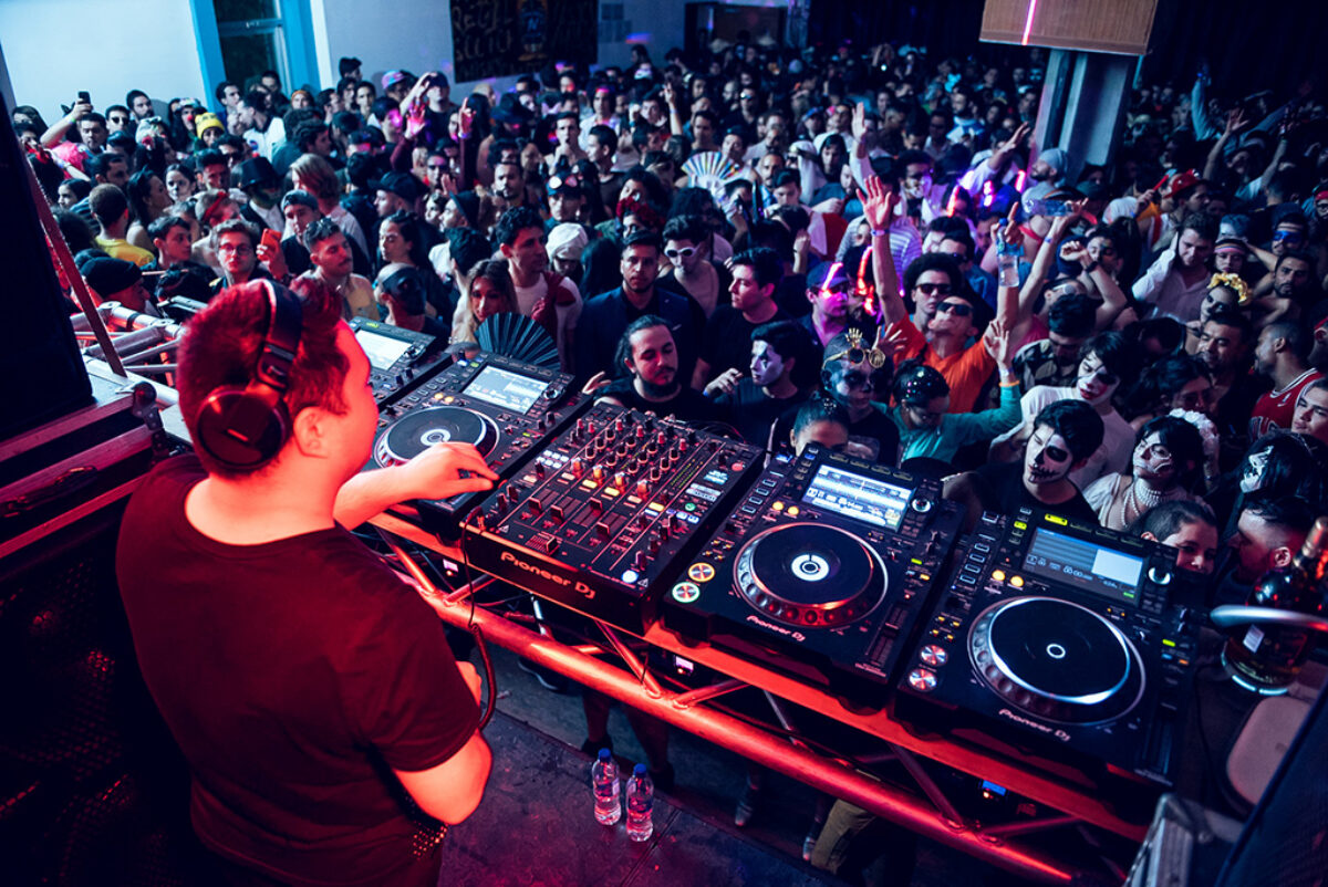 How Darin Epsilon’s workflow with Massive X and Monark keeps Perspectives Digital moving forward – Native Instruments Blog