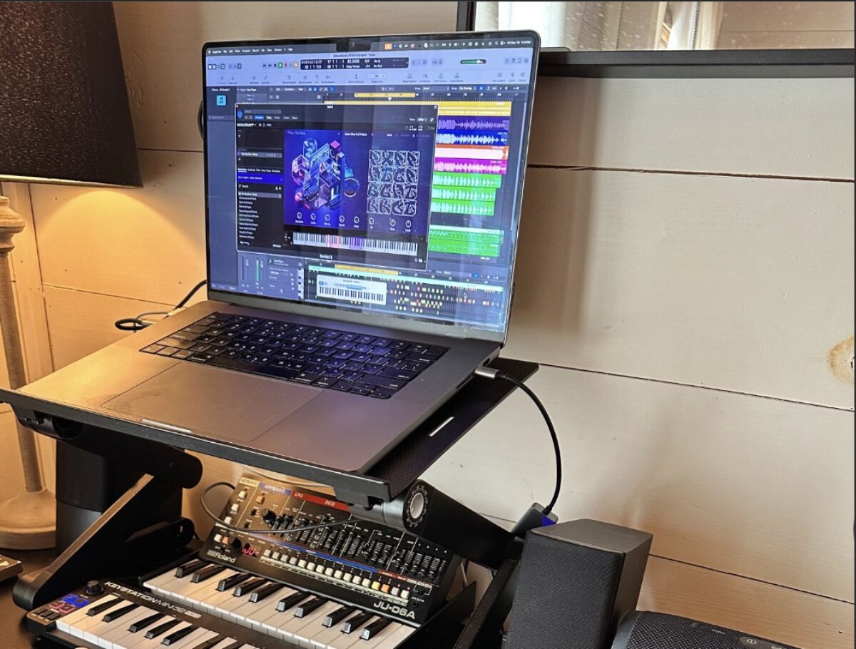 Brian McNelis using Kontakt